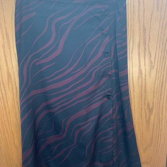 Contemporaine exclusively Simons A line fully lined mid calf skirt size 8 - Picture 6 of 6